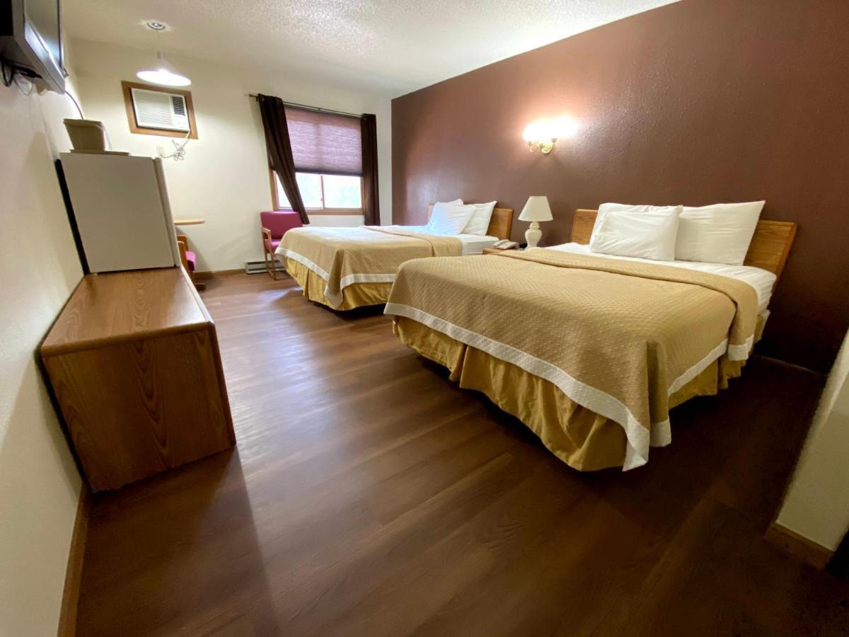 Woodland Inn & Suites Medford Zewnętrze zdjęcie