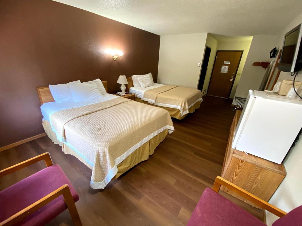 Woodland Inn & Suites Medford Zewnętrze zdjęcie